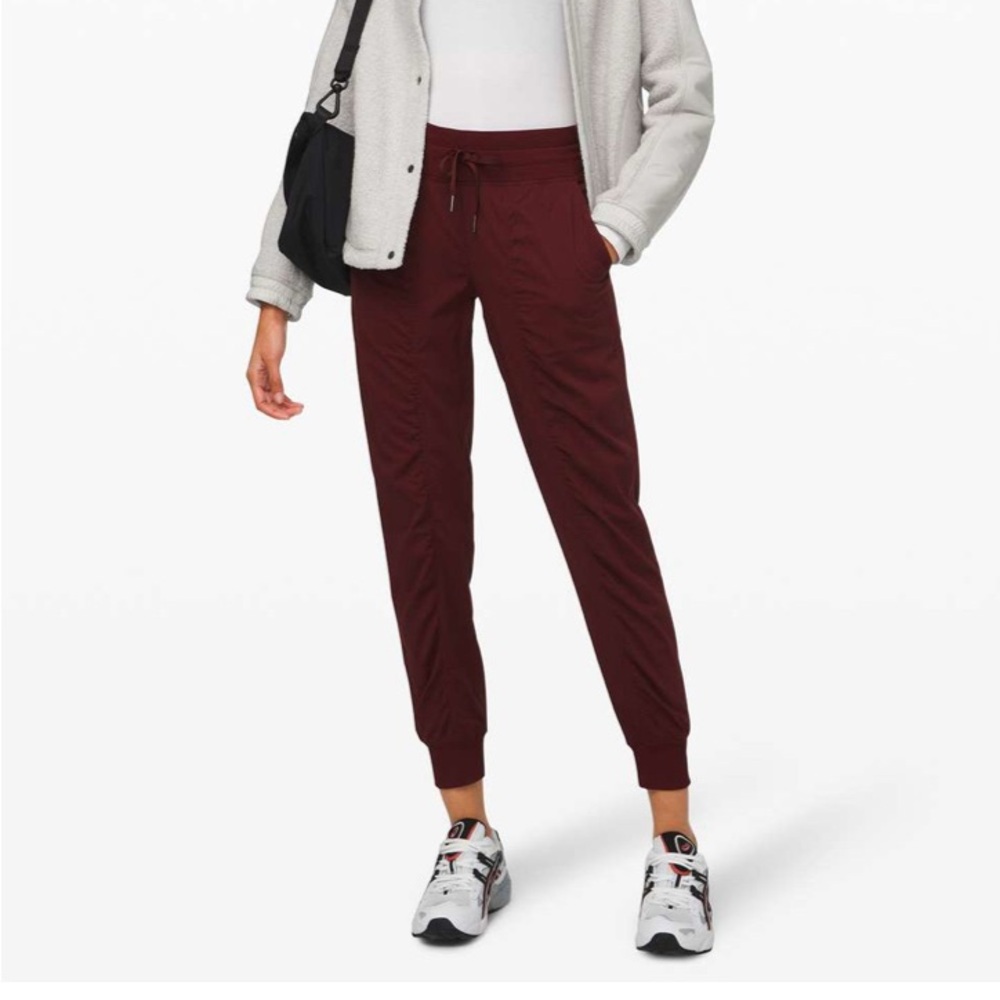 Lululemon Dance Studio Jogger Size 8